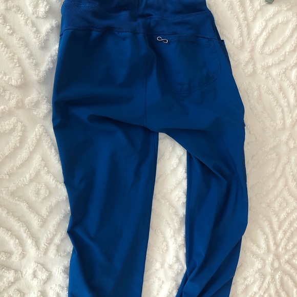 Cherokee Infiniti scrub pants - Picture 4 of 4